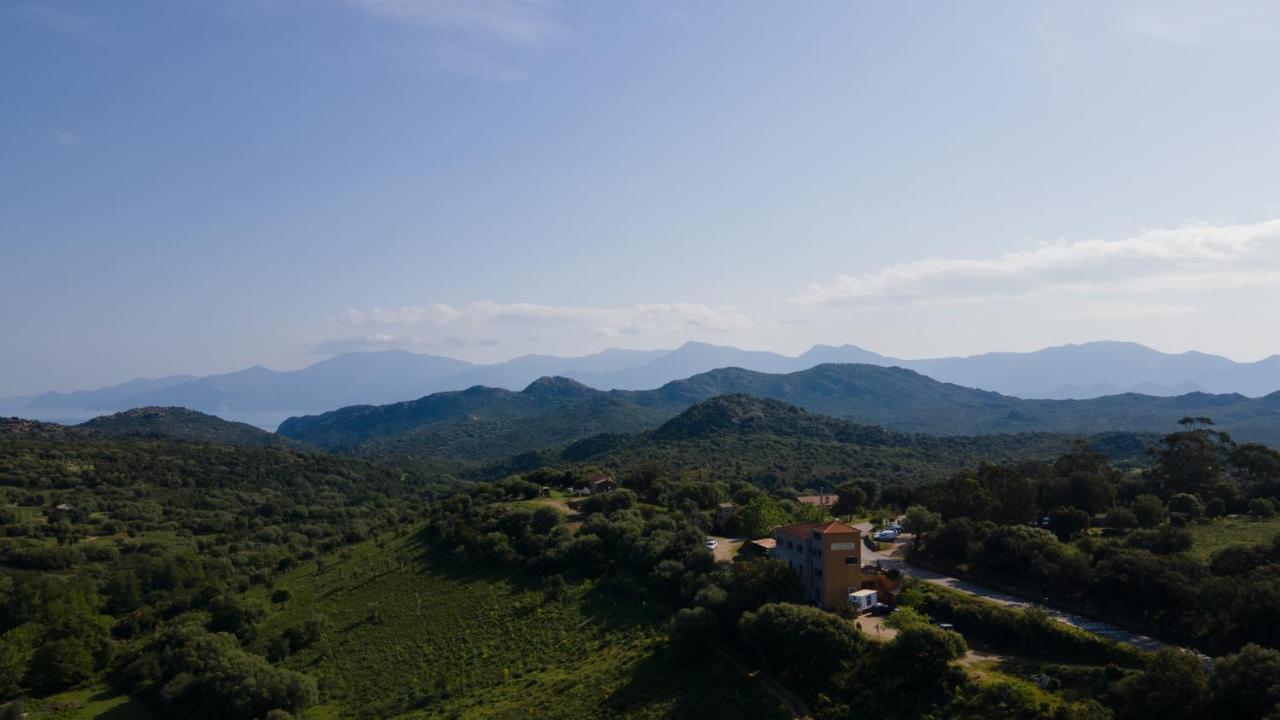 Hotel - Restaurant U Santu Petru Saint-Florent  Buitenkant foto